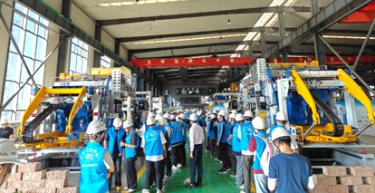 Integrasi Industri-Pendidikan Menyalakan Momentum Baru untuk Manufaktur Cerdas